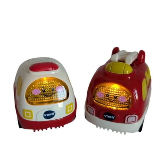 Vtech Go Go Smart Wheels Firetruck & Ambulance Lot of 2 Lights Sounds Tested - Picture 2 of 14